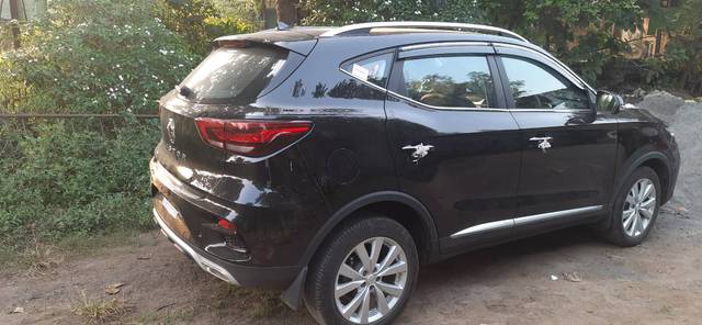 https://images10.gaadi.com/usedgaadi-sellcar/UsedCar/g5083c70a/27c1a372-0572-4402-a5ac-b3bbbfb4dab2.jpg?imwidth=6401