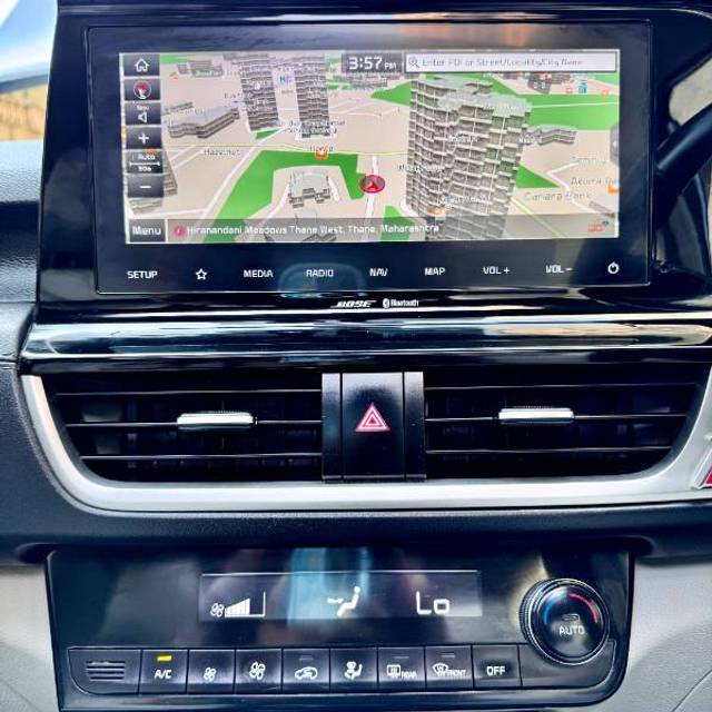 https://images10.gaadi.com/usedgaadi-sellcar/UsedCar/g50a397fa/e40a22bd-22ac-4fd1-a349-11cf2a19c0ae.jpg?imwidth=6402