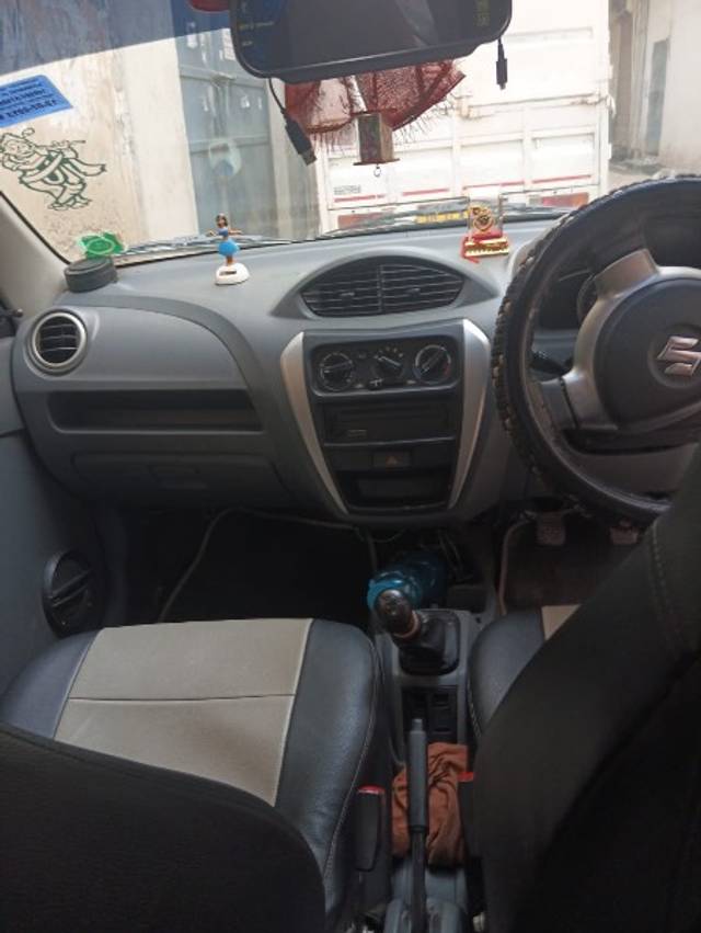 https://images10.gaadi.com/usedgaadi-sellcar/UsedCar/g50adc1ba/31a917b6-6097-41b9-bd7f-406458343ee9.jpeg?imwidth=6402