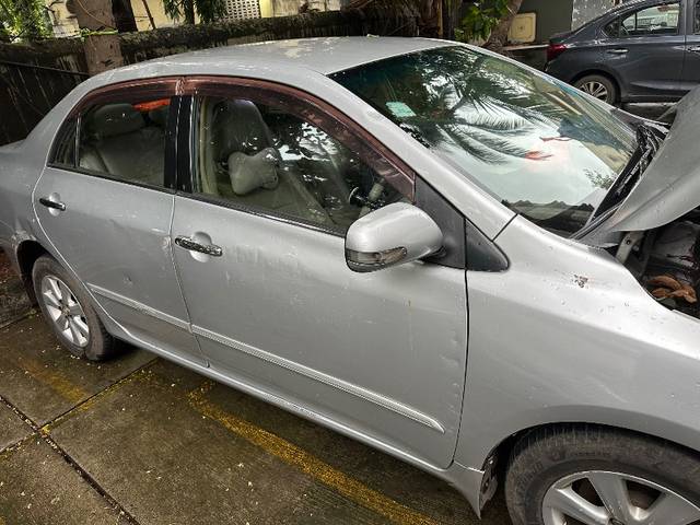 https://images10.gaadi.com/usedgaadi-sellcar/UsedCar/g50c8076a/37aa8a37-4dd6-4ebd-88d7-6dda69196cc8.jpeg?imwidth=6402
