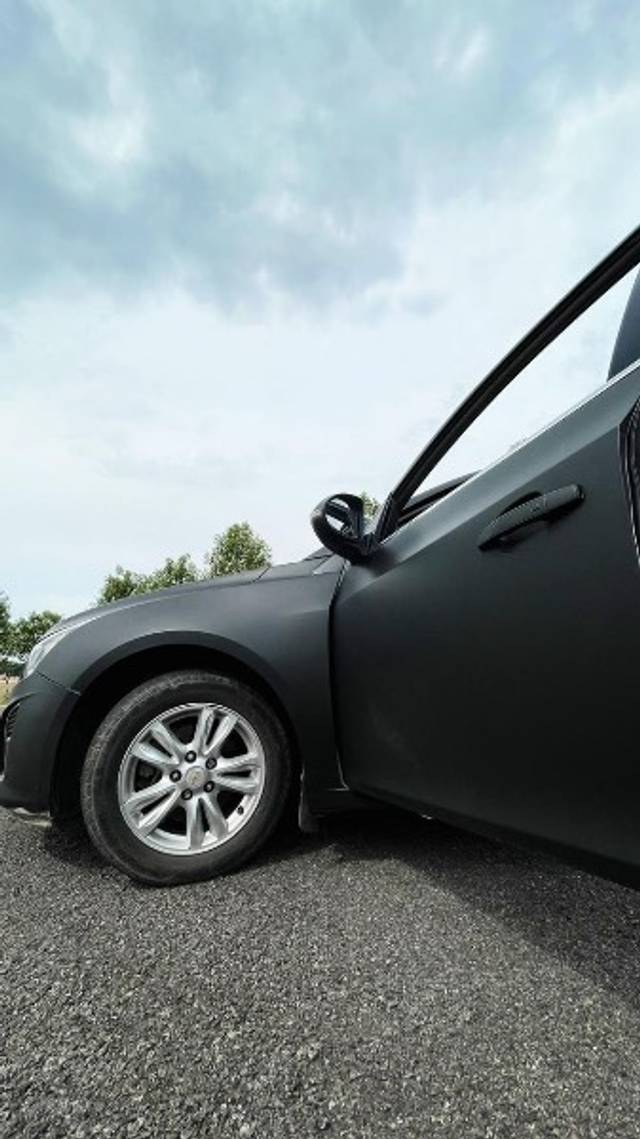 https://images10.gaadi.com/usedgaadi-sellcar/UsedCar/g50cb3c8a/36019206-d3e2-4b13-a678-2b11ae65c315.jpeg?imwidth=6402
