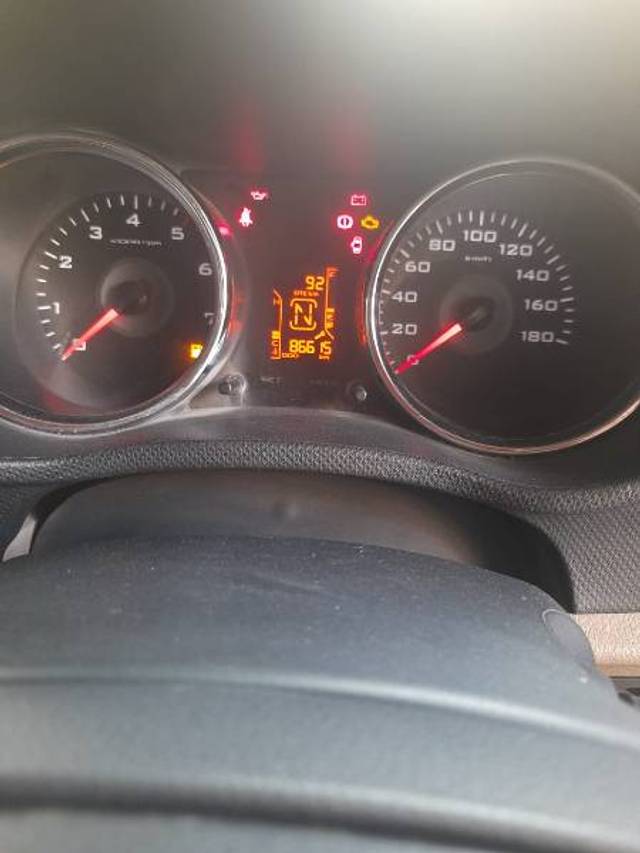 https://images10.gaadi.com/usedgaadi-sellcar/UsedCar/g512da95a/66a0a9a2-9f8d-42eb-9a27-77e5c21d1ff1.jpg?imwidth=6402