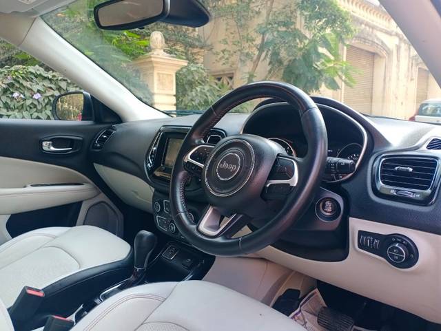 https://images10.gaadi.com/usedgaadi-sellcar/UsedCar/g5136c3ea/e311144f-25d8-43fa-b3a2-5b627f0e6f56.jpeg?imwidth=6402