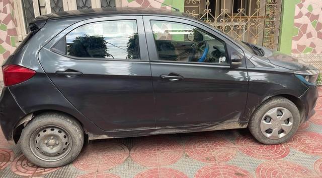 https://images10.gaadi.com/usedgaadi-sellcar/UsedCar/g513de59a/98a2d6d1-2664-497a-9532-41dfb2777ae5.jpeg?imwidth=6401