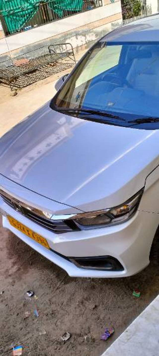https://images10.gaadi.com/usedgaadi-sellcar/UsedCar/g516df60a/6fcf76cd-1a3f-46ed-bfd1-8c7307e35ed9.jpg?imwidth=6402