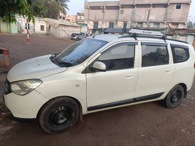 https://images10.gaadi.com/usedgaadi-sellcar/UsedCar/g518ea29a/72e1aa80-aa8b-4e5b-905c-85b2843b7057.jpg?imwidth=6400