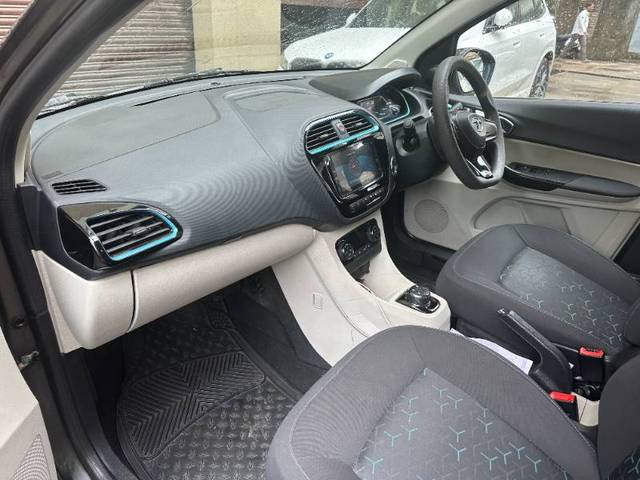 https://images10.gaadi.com/usedgaadi-sellcar/UsedCar/g51953f7a/1dd214ee-b5e4-4f62-8f4e-759baa53f41d.JPG?imwidth=6402