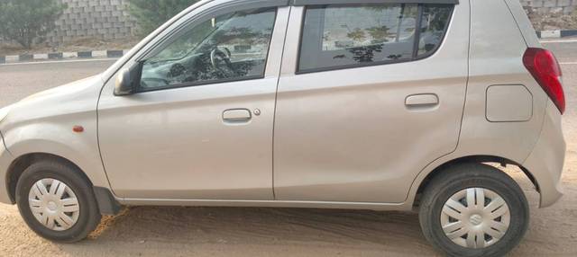 https://images10.gaadi.com/usedgaadi-sellcar/UsedCar/g51a258fa/6af53bcc-c7cd-4778-aa7b-b6d09a192f46.jpeg?imwidth=6401