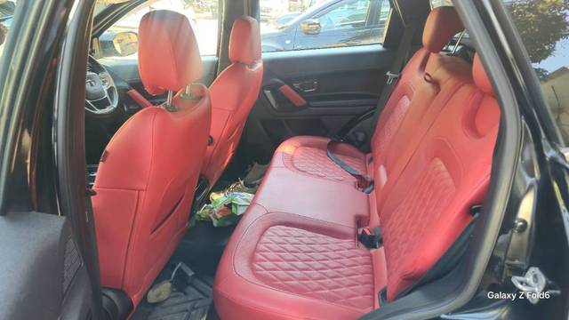 https://images10.gaadi.com/usedgaadi-sellcar/UsedCar/g51ea9d7a/1a4521a7-aaa9-474d-8493-9a6185c8f0da.jpeg?imwidth=6402