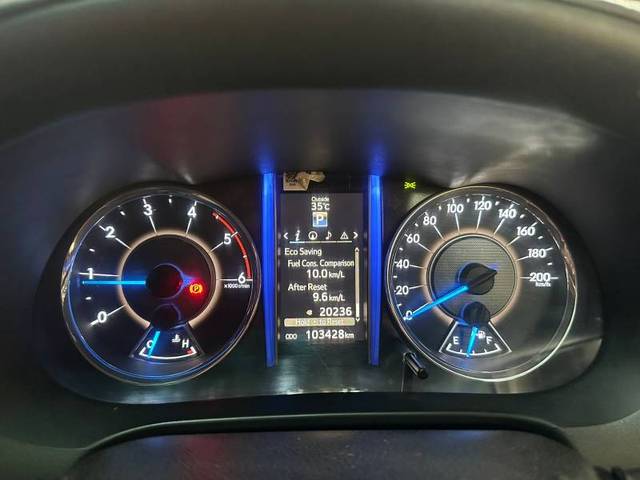 https://images10.gaadi.com/usedgaadi-sellcar/UsedCar/g520859ea/2e394e8e-ab01-44ed-8aa2-17045c20e262.jpg?imwidth=6401