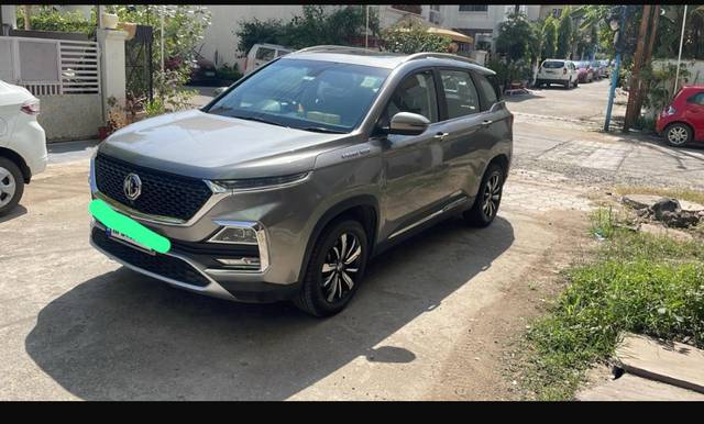 https://images10.gaadi.com/usedgaadi-sellcar/UsedCar/g521af4ca/adde1cd4-1760-45d6-bac0-c174d2158130.jpeg?imwidth=6400