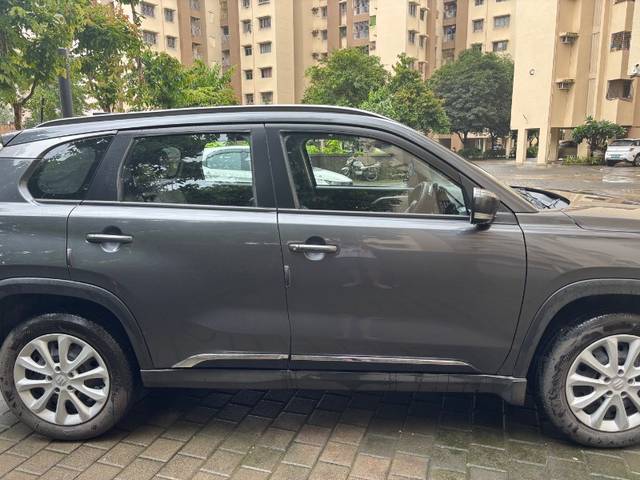 https://images10.gaadi.com/usedgaadi-sellcar/UsedCar/g522748da/14f9d6af-ef6f-48e2-9fb7-fbcfae43405b.jpeg?imwidth=6401