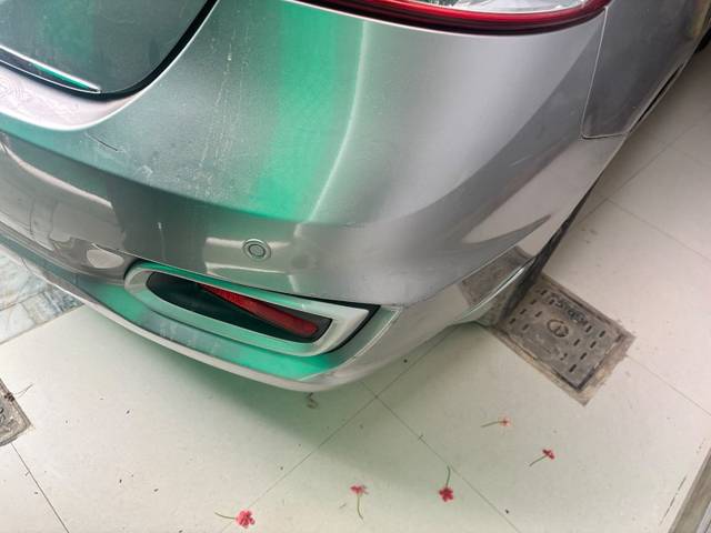 https://images10.gaadi.com/usedgaadi-sellcar/UsedCar/g52391cda/387b54e1-d644-41bc-80ba-1d2b3ad23fe8.jpeg?imwidth=6402