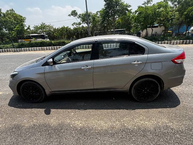 https://images10.gaadi.com/usedgaadi-sellcar/UsedCar/g52391cda/c562cf15-f223-4966-8745-8b7e6083c4b0.jpeg?imwidth=6400