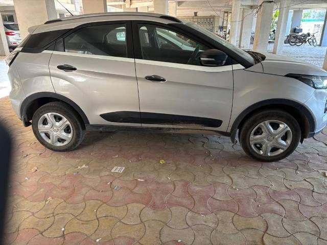 https://images10.gaadi.com/usedgaadi-sellcar/UsedCar/g5244033a/5bcc88df-2dba-4aa2-ab0b-3f62522258a5.jpeg?imwidth=6401