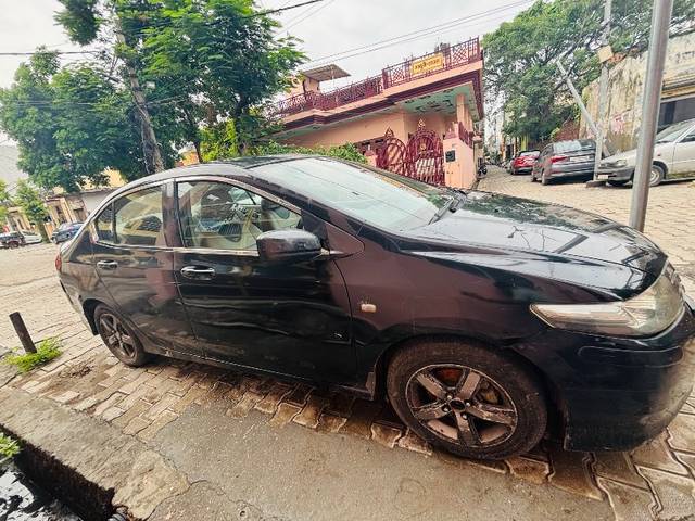 https://images10.gaadi.com/usedgaadi-sellcar/UsedCar/g5264c46a/977bcf8d-d4ae-4e83-8316-c0b23699df82.jpeg?imwidth=6400