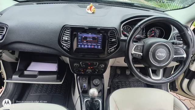 https://images10.gaadi.com/usedgaadi-sellcar/UsedCar/g52ca8b5a/73aa6efc-813f-4c5d-89e7-33b1572b2a0a.jpeg?imwidth=6401