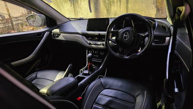 https://images10.gaadi.com/usedgaadi-sellcar/UsedCar/g52d0407a/11159295-738c-4538-8568-e8182f566d2e.jpg?imwidth=6401