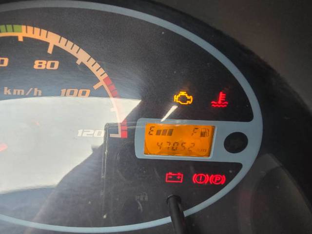 https://images10.gaadi.com/usedgaadi-sellcar/UsedCar/g52dc202a/a032d337-6ccc-4e07-8e39-1d90cc6a6d52.jpg?imwidth=6402