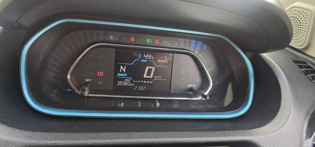 https://images10.gaadi.com/usedgaadi-sellcar/UsedCar/g52de791a/c01e0971-f747-4106-917f-75b52196a600.jpeg?imwidth=6401