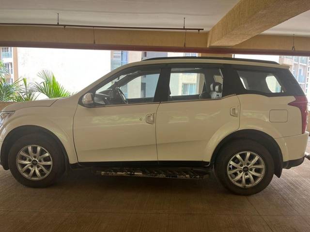 https://images10.gaadi.com/usedgaadi-sellcar/UsedCar/g52ef381a/1b38c241-47cd-4d5f-b537-3c2b2b2f4bae.jpeg?imwidth=6401