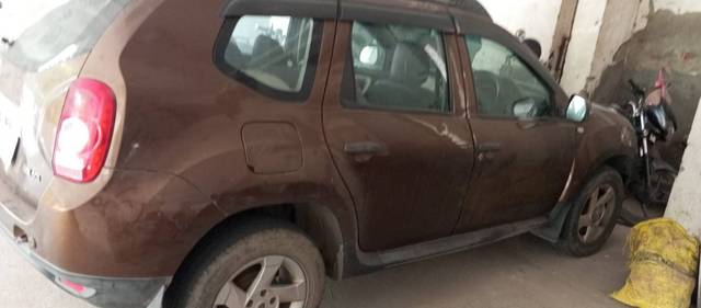 https://images10.gaadi.com/usedgaadi-sellcar/UsedCar/g52f22f8a/46b50d79-4a27-40c6-8c88-812fa886b6c0.jpg?imwidth=6400