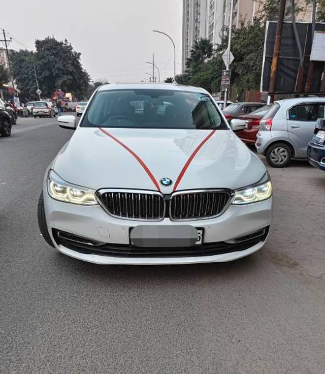 https://images10.gaadi.com/usedgaadi-sellcar/UsedCar/g52f586ca/50847dbf-e73c-4618-83f4-c6e3797a0f37.jpg?imwidth=6400