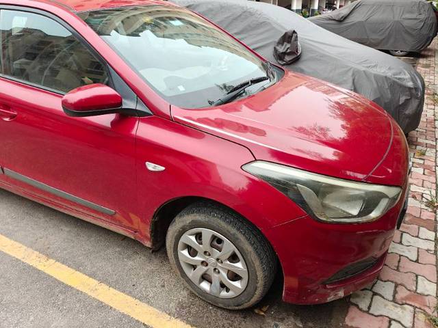 https://images10.gaadi.com/usedgaadi-sellcar/UsedCar/g52fa021a/e32e1845-b11e-4e88-9821-d0432a0105f7.jpg?imwidth=6401