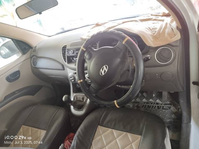 https://images10.gaadi.com/usedgaadi-sellcar/UsedCar/g5304687a/4b582cf8-d3b0-430d-bdbb-697d6494dd03.jpeg?imwidth=6401