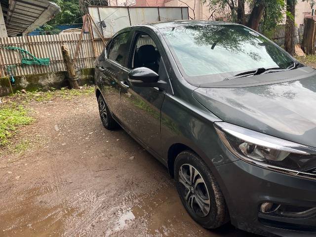 https://images10.gaadi.com/usedgaadi-sellcar/UsedCar/g5355164a/70fb194d-d39f-4822-98a0-2e66d58cdd34.jpeg?imwidth=6400