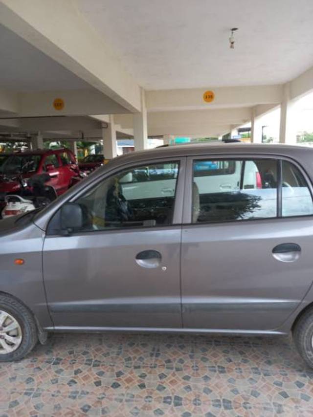 https://images10.gaadi.com/usedgaadi-sellcar/UsedCar/g535f047a/0df0617e-0585-4e93-82fb-b4e402869a06.jpg?imwidth=6402
