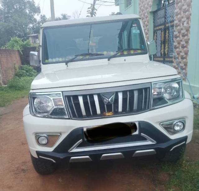 https://images10.gaadi.com/usedgaadi-sellcar/UsedCar/g5381c3ca/ae2132b1-8a64-40ae-96c2-eeea978cb20c.jpg?imwidth=6400