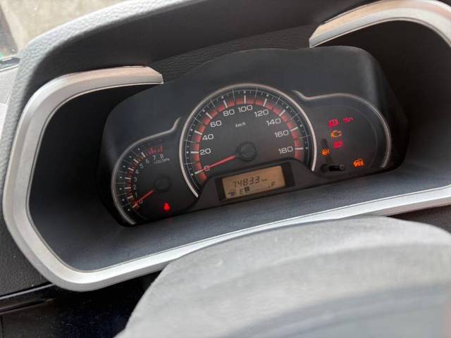 https://images10.gaadi.com/usedgaadi-sellcar/UsedCar/g53845b5a/1632cf67-e6ef-4d9c-a585-c092a7de70ad.jpg?imwidth=6402