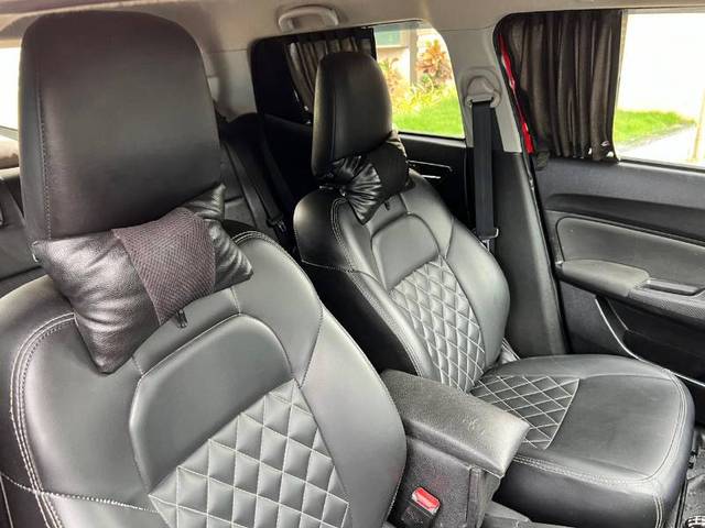 https://images10.gaadi.com/usedgaadi-sellcar/UsedCar/g538b75da/e0be9e8f-fcac-4b3d-8002-581acd7d4dfa.jpg?imwidth=6402