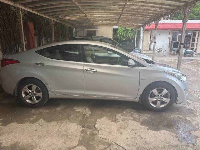 https://images10.gaadi.com/usedgaadi-sellcar/UsedCar/g5395183a/64cf2eea-8678-46d4-93ec-cf79120e42f7.jpeg?imwidth=6401