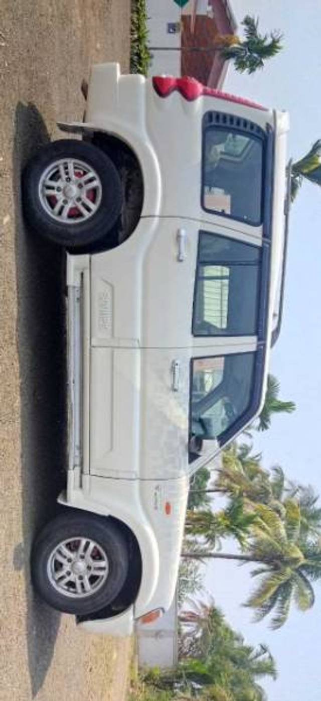 https://images10.gaadi.com/usedgaadi-sellcar/UsedCar/g5396a03a/d98ac3f7-76fb-427a-9ea3-f146e8192958.jpg?imwidth=6402