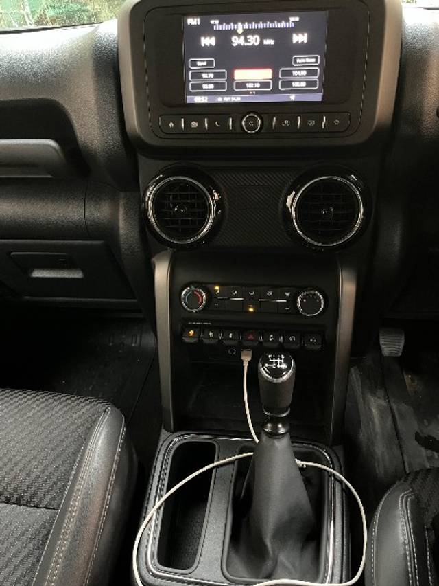 https://images10.gaadi.com/usedgaadi-sellcar/UsedCar/g53a26c8a/808e7d52-6e07-4be5-a48d-12d7546dfb07.jpeg?imwidth=6402