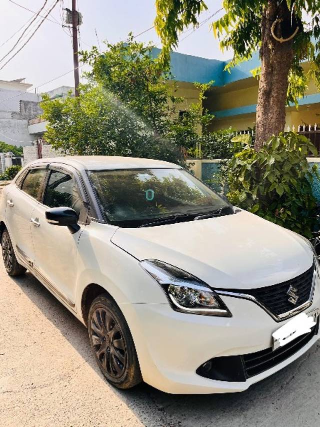 https://images10.gaadi.com/usedgaadi-sellcar/UsedCar/g53a815da/332c57ec-7210-4fc7-b01d-d5e2a91f12b3.jpeg?imwidth=6402