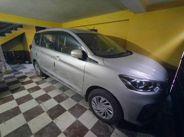https://images10.gaadi.com/usedgaadi-sellcar/UsedCar/g53d52b1a/30a14245-ac18-4810-81db-41ba4c164a61.jpg?imwidth=6401