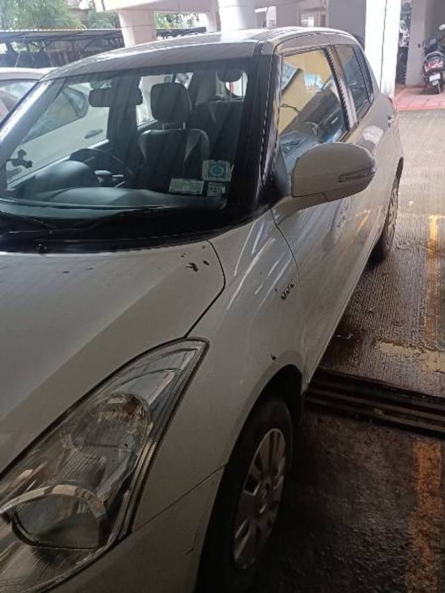 https://images10.gaadi.com/usedgaadi-sellcar/UsedCar/g53d6c2ea/bdd951f3-2dfa-4aa2-9dc5-ac131d30ba0b.jpg?imwidth=6402