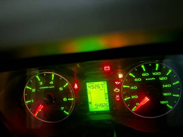 https://images10.gaadi.com/usedgaadi-sellcar/UsedCar/g53f2083a/77e412d1-d6d0-4f42-81f5-1521cd86af0f.jpeg?imwidth=6401