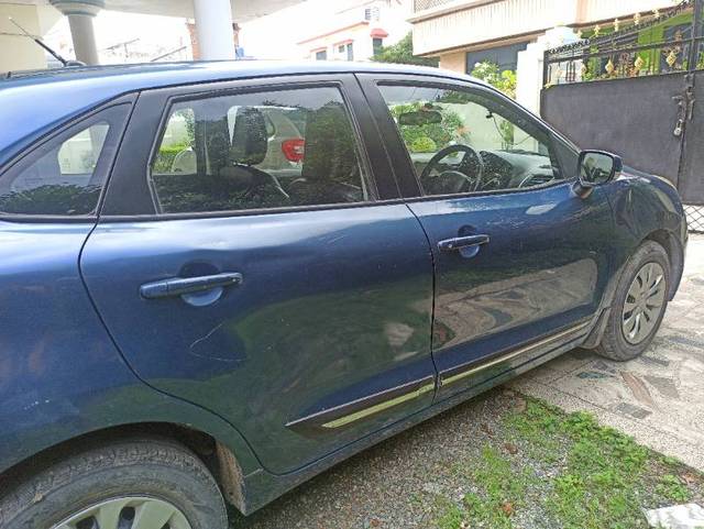 https://images10.gaadi.com/usedgaadi-sellcar/UsedCar/g540f969a/251598af-ecaf-4982-a609-86543fd32e87.jpg?imwidth=6401