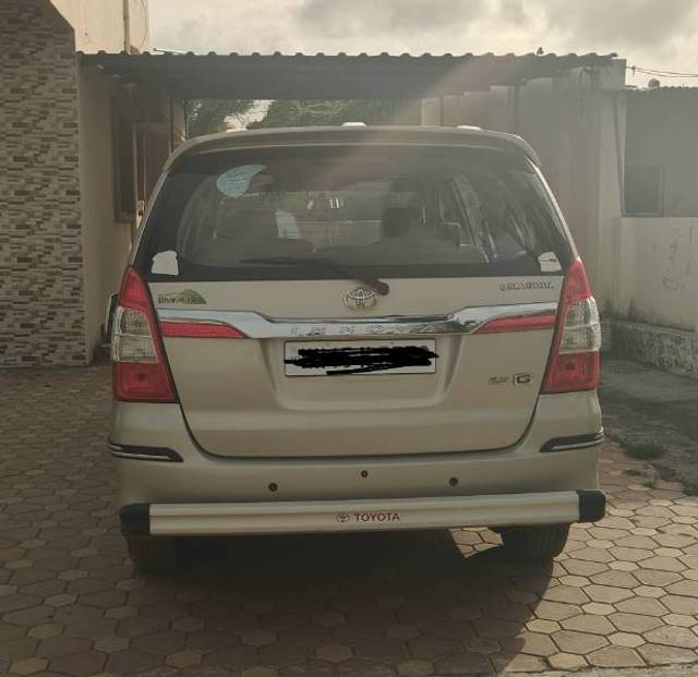 https://images10.gaadi.com/usedgaadi-sellcar/UsedCar/g5434478a/3ac5998a-8581-43d2-bf04-56d3588467dd.jpg?imwidth=6401