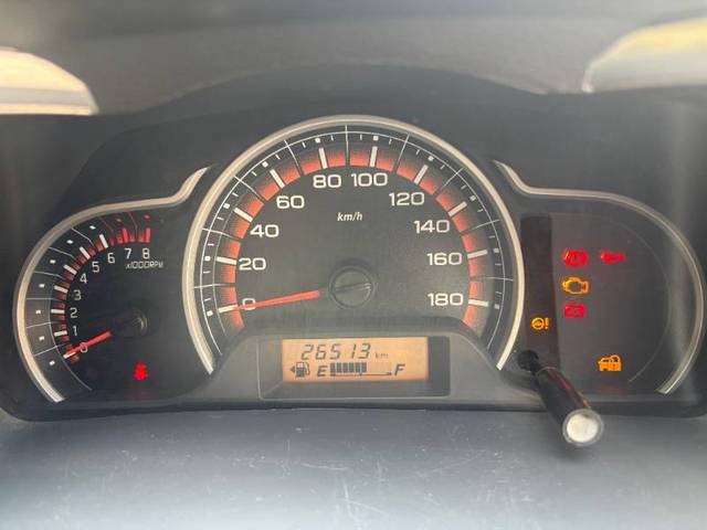 https://images10.gaadi.com/usedgaadi-sellcar/UsedCar/g5440f0fa/c3fa24ea-08c8-453c-a704-204a5b251c5a.jpg?imwidth=6402
