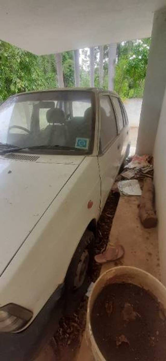 https://images10.gaadi.com/usedgaadi-sellcar/UsedCar/g5470f6ea/09a2ea66-5d68-4c2e-8ad9-d8704a203d82.jpg?imwidth=6400