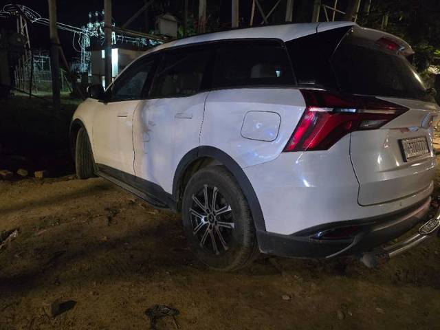 https://images10.gaadi.com/usedgaadi-sellcar/UsedCar/g549cdc6a/32e3ce66-2ecb-4aa0-a7a8-678308f5d392.jpg?imwidth=6400