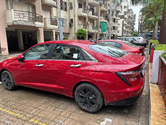 https://images10.gaadi.com/usedgaadi-sellcar/UsedCar/g54b18bba/03902dd6-fa0e-4831-aa86-f9bd1858db3d.jpg?imwidth=6401