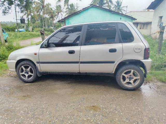 https://images10.gaadi.com/usedgaadi-sellcar/UsedCar/g5523658a/00ba9dad-e4cf-43b0-b92d-879b69671fa1.jpg?imwidth=6402