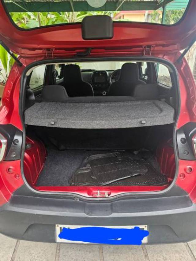 https://images10.gaadi.com/usedgaadi-sellcar/UsedCar/g55340b5a/1ccaefab-0ac1-42ad-b9f3-8a8672d36636.jpg?imwidth=6401