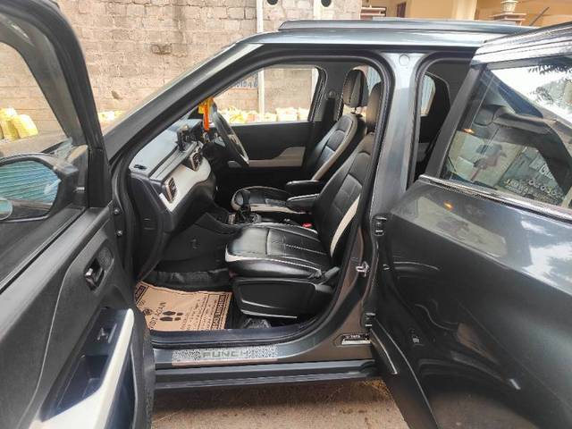 https://images10.gaadi.com/usedgaadi-sellcar/UsedCar/g5595dfaa/ea7da77f-0028-485f-9be9-b218a9666da1.jpg?imwidth=6401